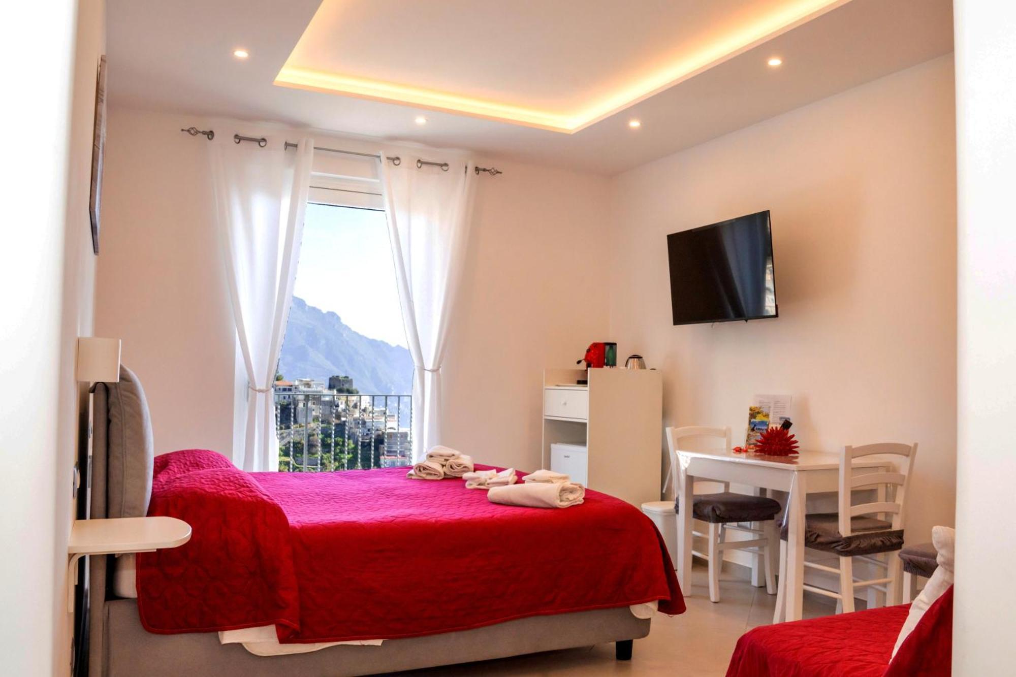 Amalfi Montemare Rooms מראה חיצוני תמונה